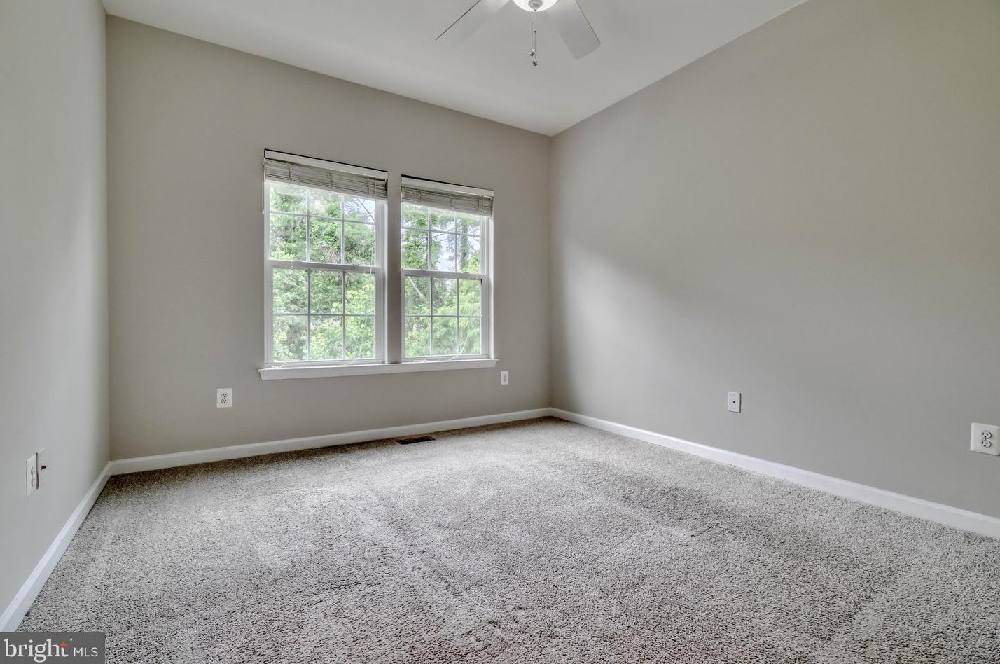 7138 Daniel John Dr, Baltimore MD  21075-5452 exterior