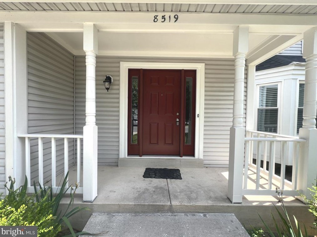 8519 Wheatfield Way, Ellicott MD  21043-6546 exterior