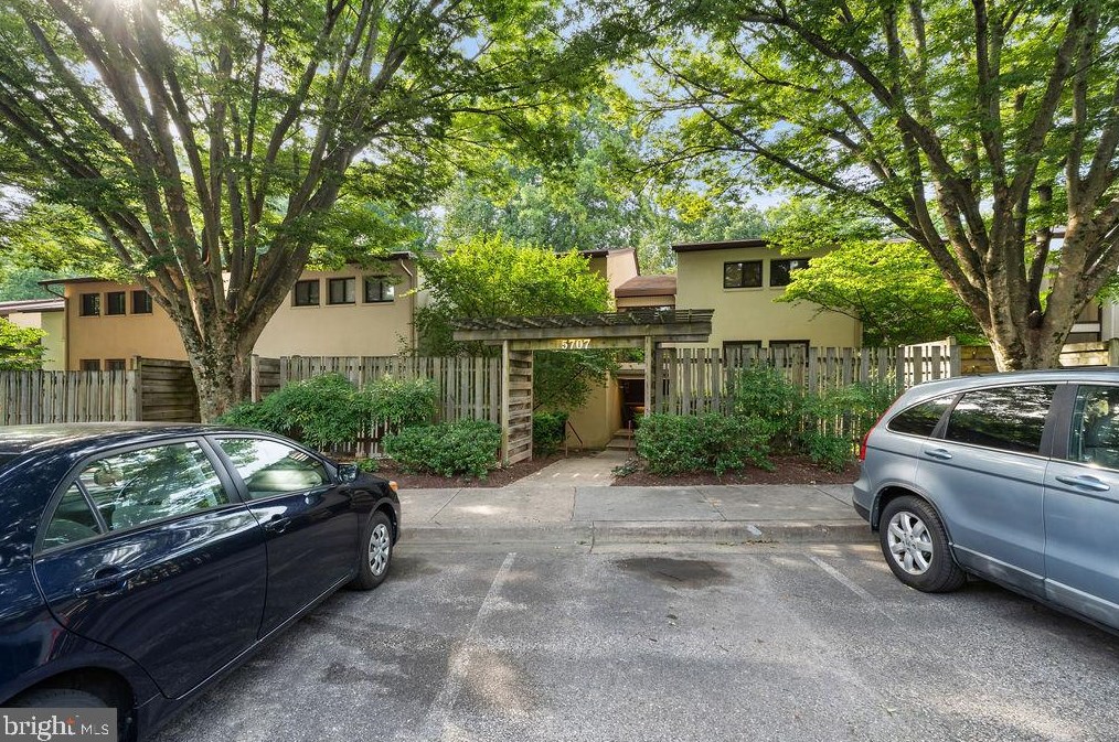 5707 Harpers Farm Rd #a, Columbia, MD 21044