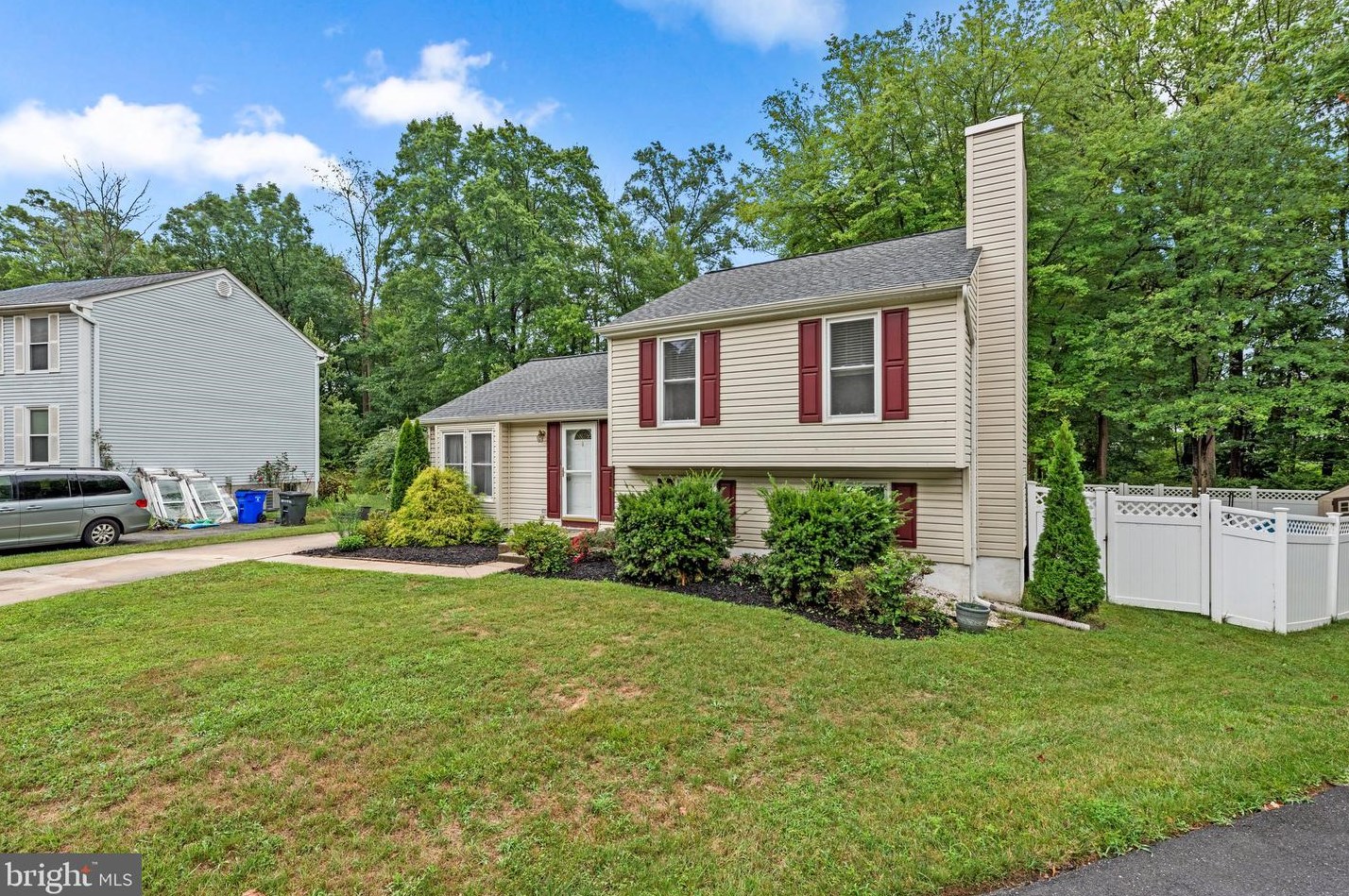 8749 Cheshire Ct, Jessup, MD 20794