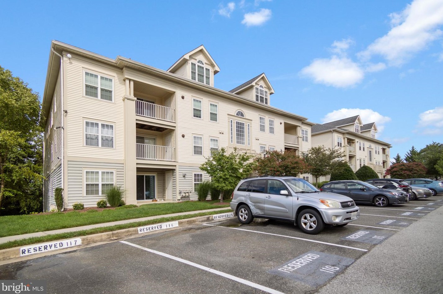 9101 Gracious End Ct, Columbia, MD 21046-2221