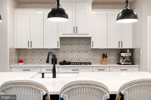 7679 Cross Creek Dr, Columbia, MD 21044 - Photo 18