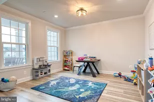 7679 Cross Creek Dr, Columbia, MD 21044 - Photo 10