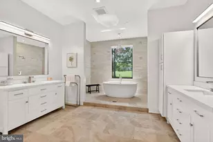 6625 Isle of Skye Dr, Highland, MD 20777 - Photo 32