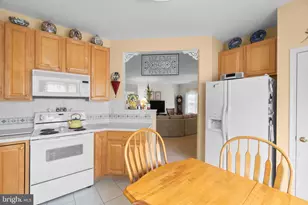 2111 Ganton Green, Woodstock, MD 21163 - Photo 16