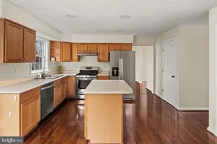 6601 Meadowfield Ct, Elkridge, MD 21075 - Photo 16