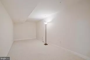 8656 Vast Rose Dr, Columbia, MD 21045 - Photo 52