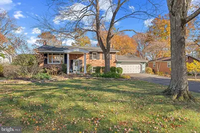 6725 Pine Drive, Columbia, MD 21046 - Photo 2