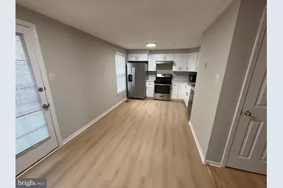 8916 Pembrook Woods, Laurel, MD 20723 - Photo 4