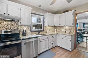 10520 Scaggsville Rd, Laurel, MD 20723 - Photo 10