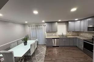 9339 Kendal Cir, Laurel, MD 20723 - Photo 2