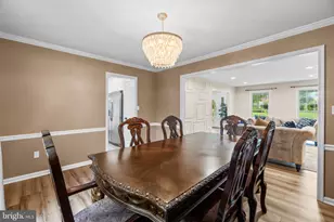 7803 Breakstone Ct, Ellicott City, MD 21043 - Photo 8