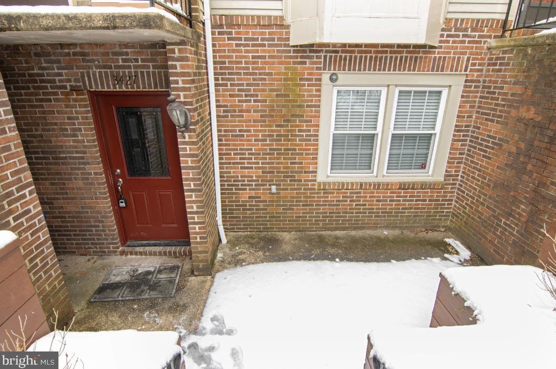 3427 Harrington Dr, Ellicott, MD 21042-3825