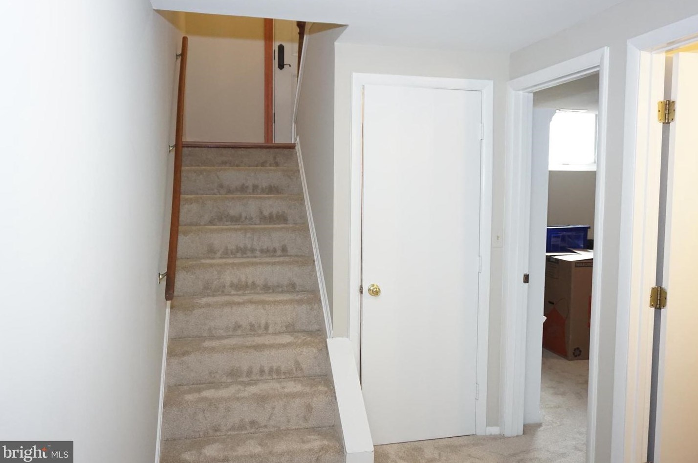 11916 New Country Ln, Columbia MD 21044-4405 exterior