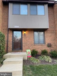 5844 Diggers Ln, Baltimore, MD 21075-5408