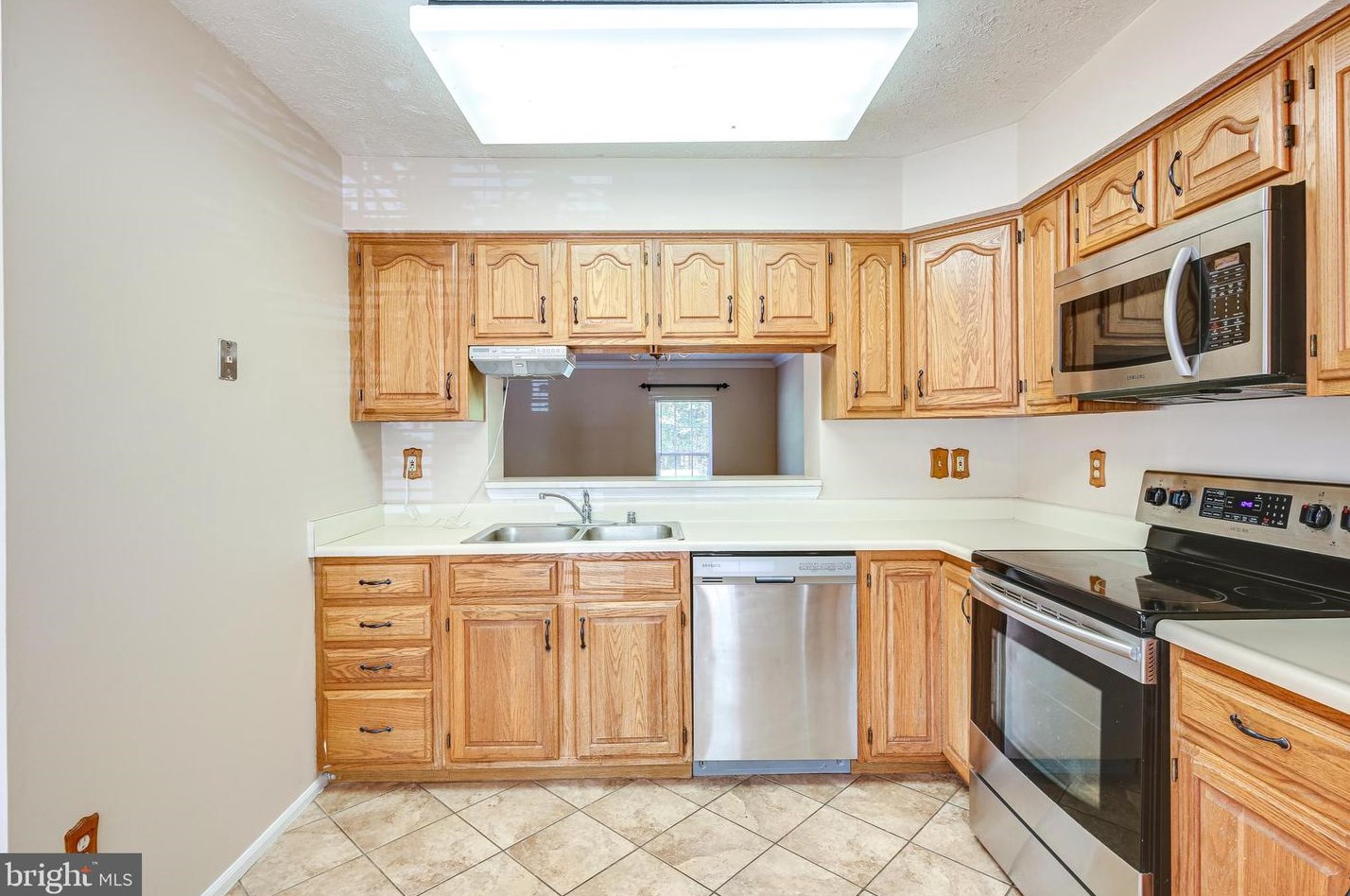 8503 Black Star Cir, Columbia, MD 21045