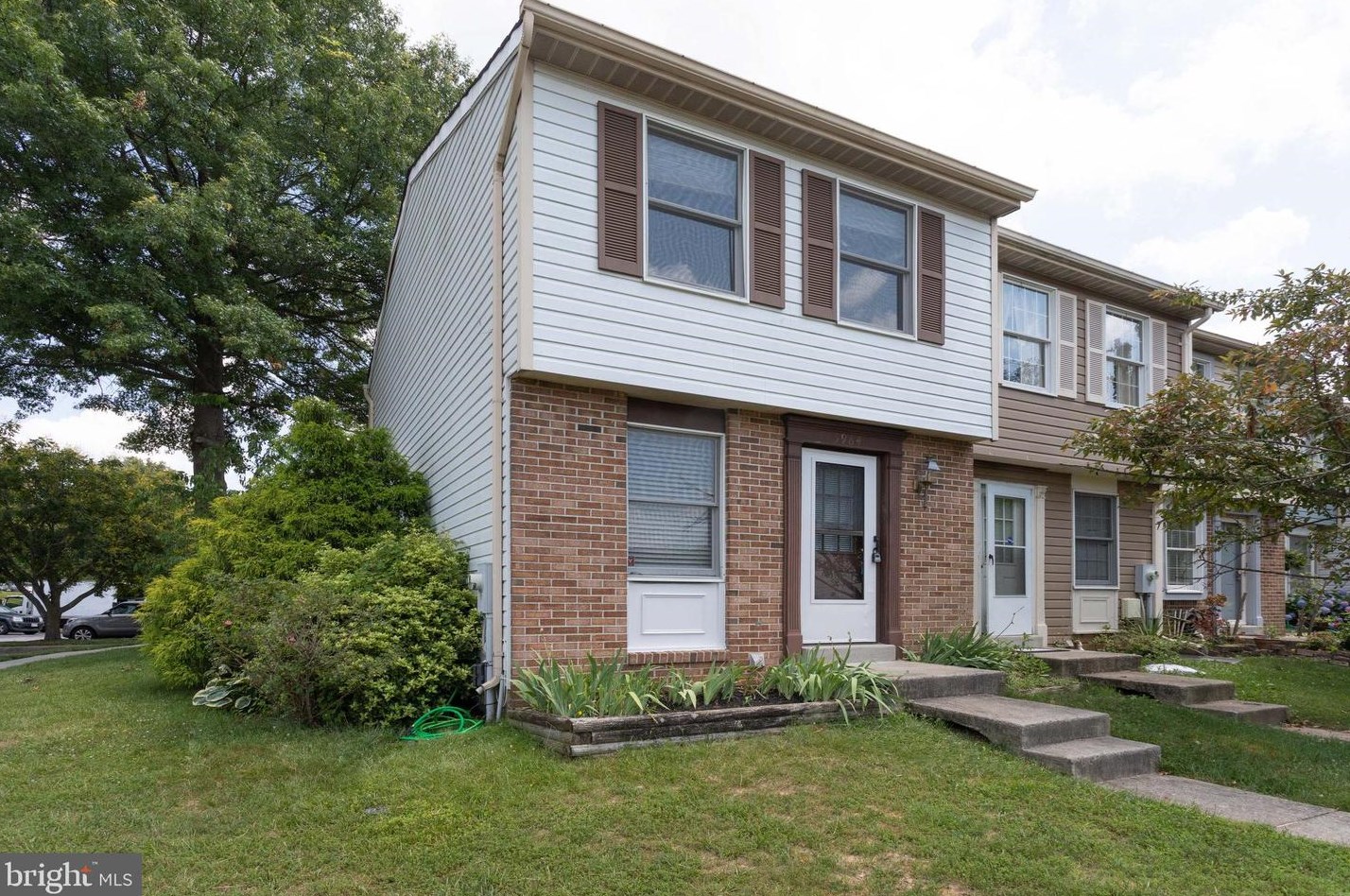 5984 Rowanberry Dr, Baltimore, MD 21075-5247