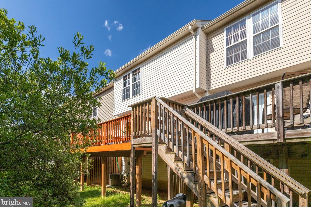 7125 Deep Falls Way, Baltimore MD  21075-7091 exterior
