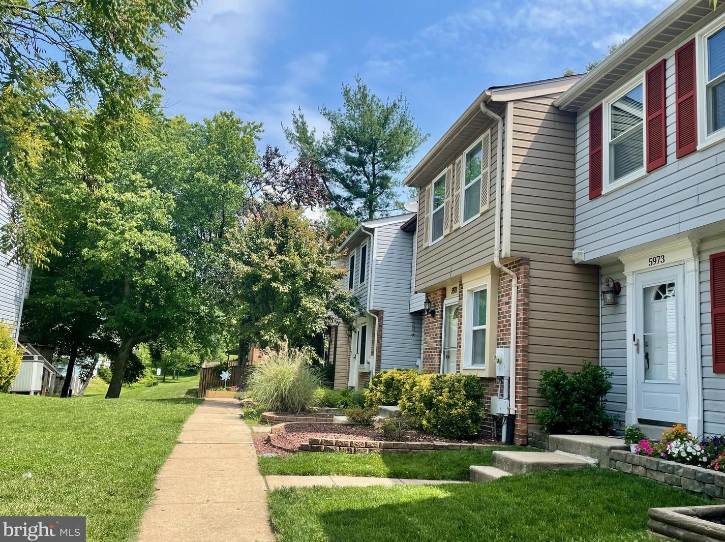 5973 Rowanberry Dr, Baltimore MD  21075-5248 exterior