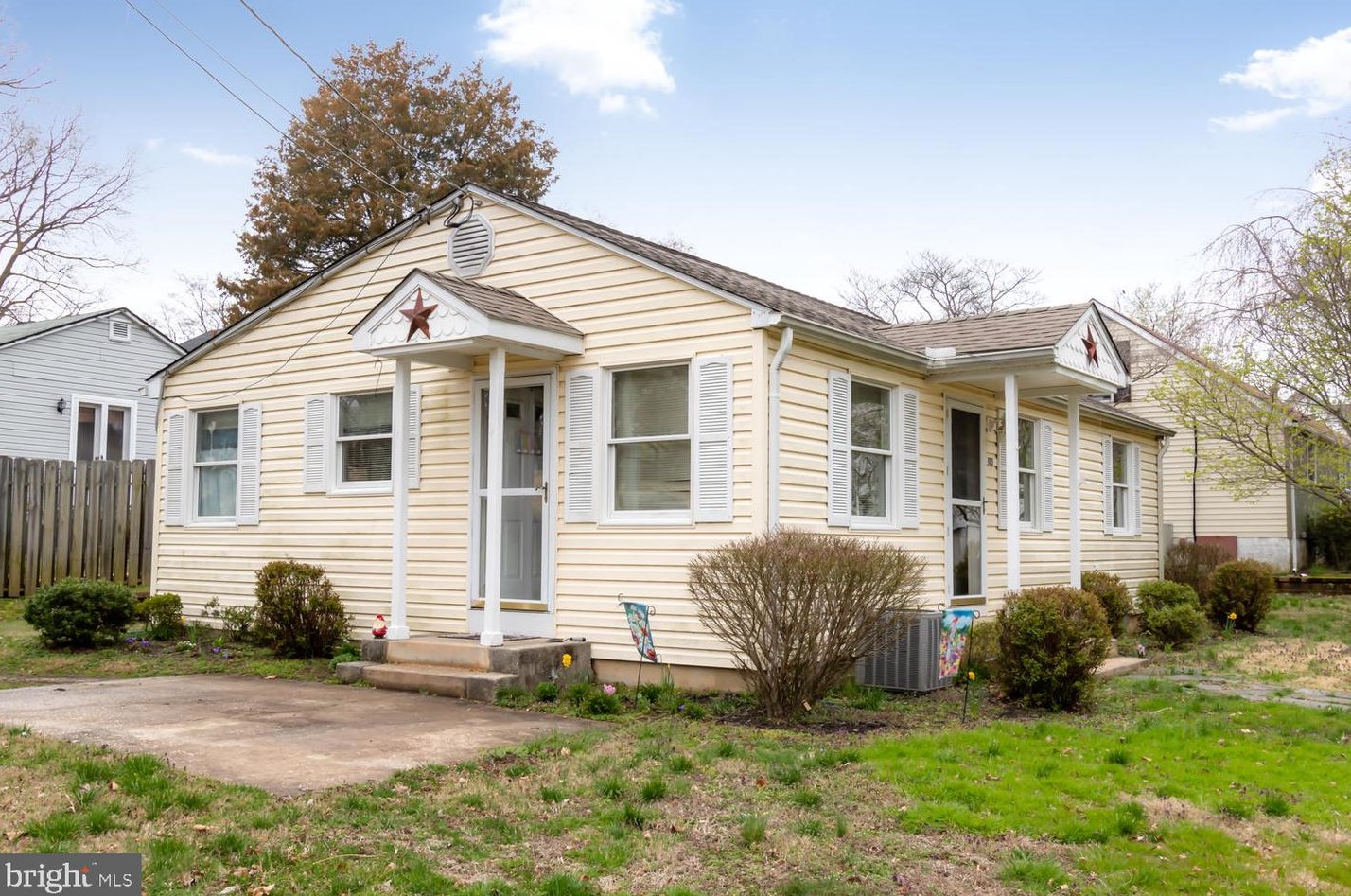 105 Glen St, Betterton, MD 21610-9717