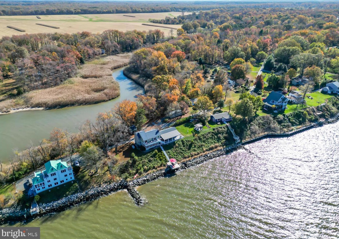 9088 Point Ln, Chestertown, MD 21620-4385