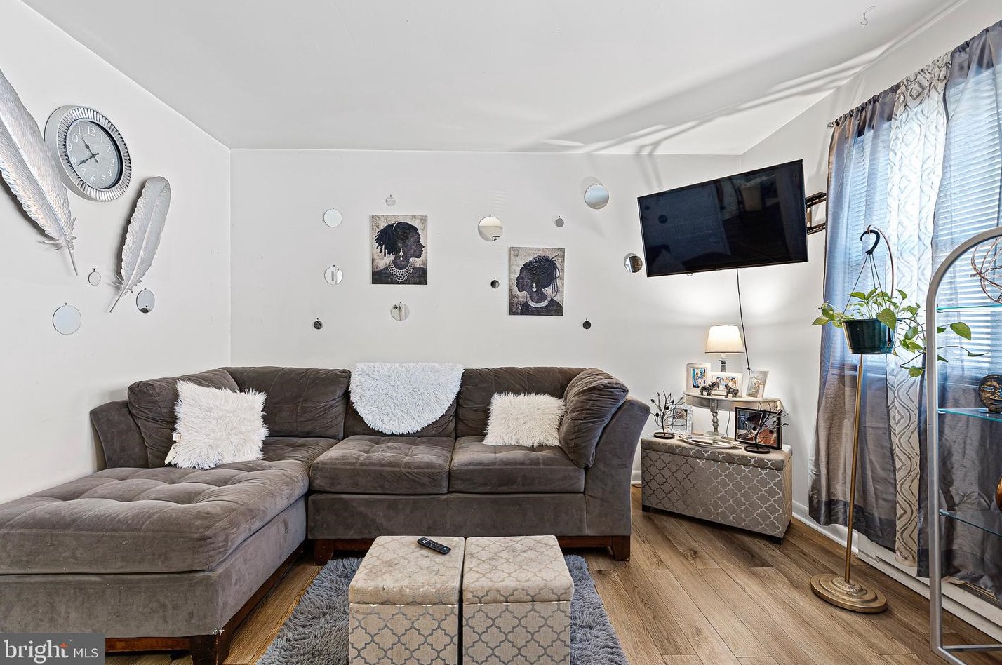 355 Calvert St, Chestertown, MD 21620-1303