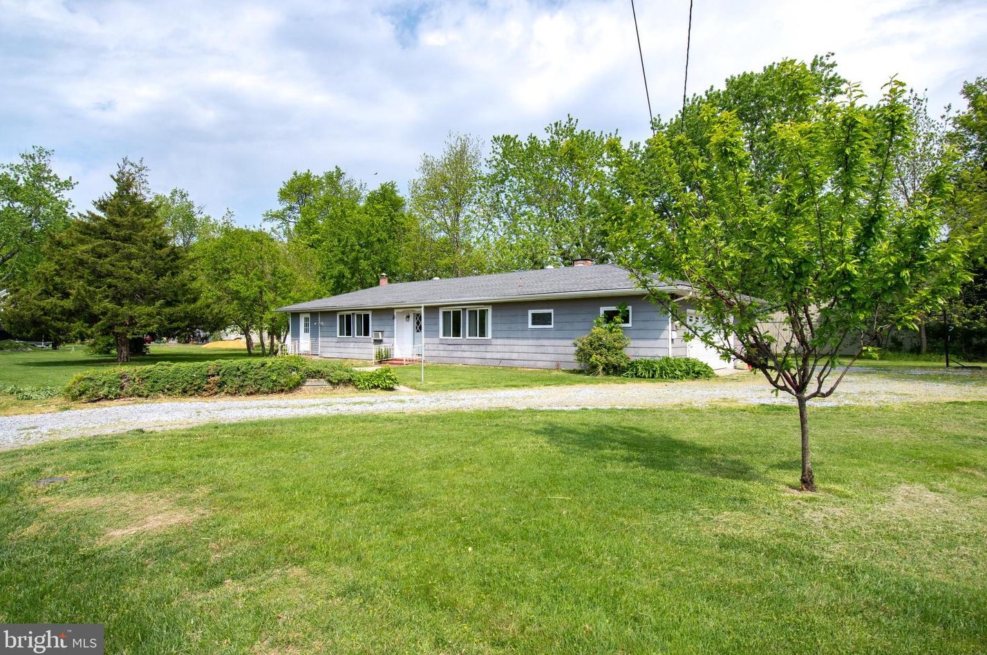 21424 Catholic Ave, Rock Hall, MD 21661-1341