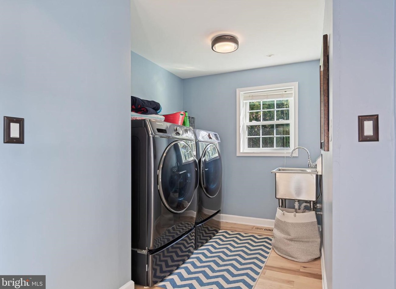 5785 Liberty St, Rock Hall MD  21661-1555 exterior