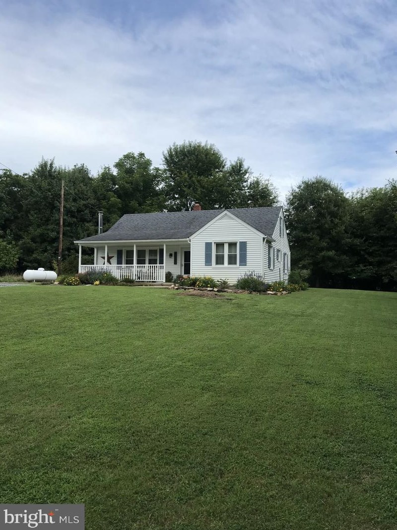 4827 Piney Neck Rd, Rock Hall, MD 21661-2249