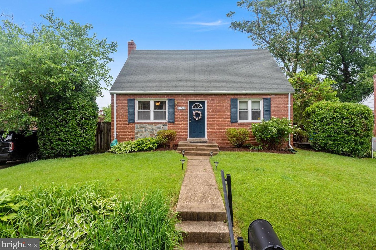 11727 College View Dr, Silver Spring, MD 20902
