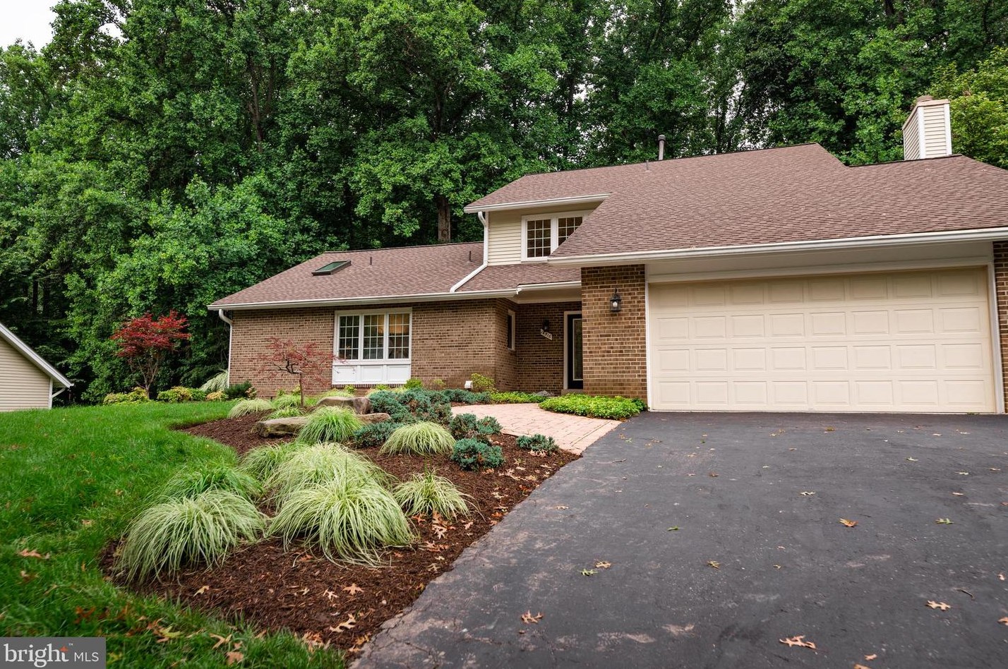 14516 Pebble Hill Ln, Gaithersburg, MD 20878-2473