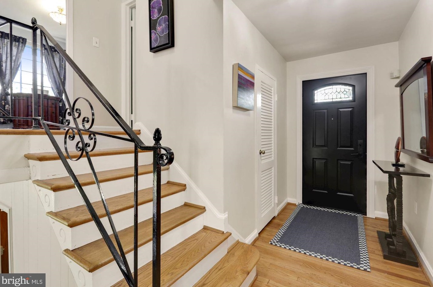 4505 Traymore St, Bethesda, MD 20814-3965