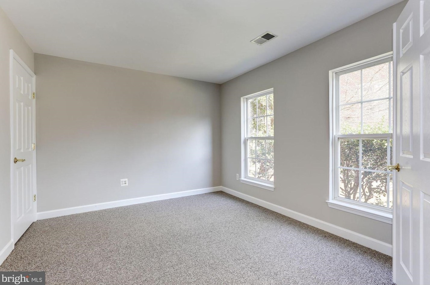 441 Leaning Oak St, Gaithersburg MD  20878-2191 exterior