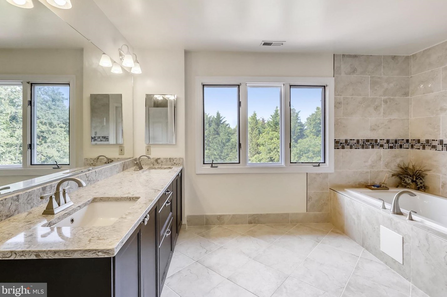 14406 Turkey Foot Rd, Gaithersburg MD 20878-3943 exterior