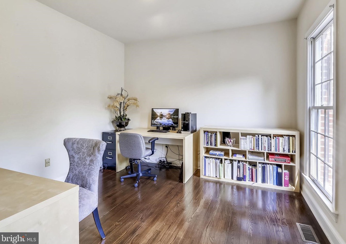 14406 Turkey Foot Rd, Gaithersburg MD 20878-3943 exterior