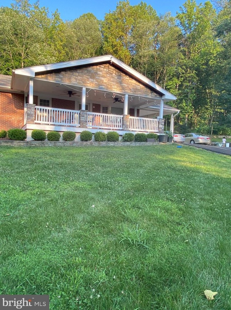 24901 Stringtown Rd, Clarksburg, MD 20871-9220