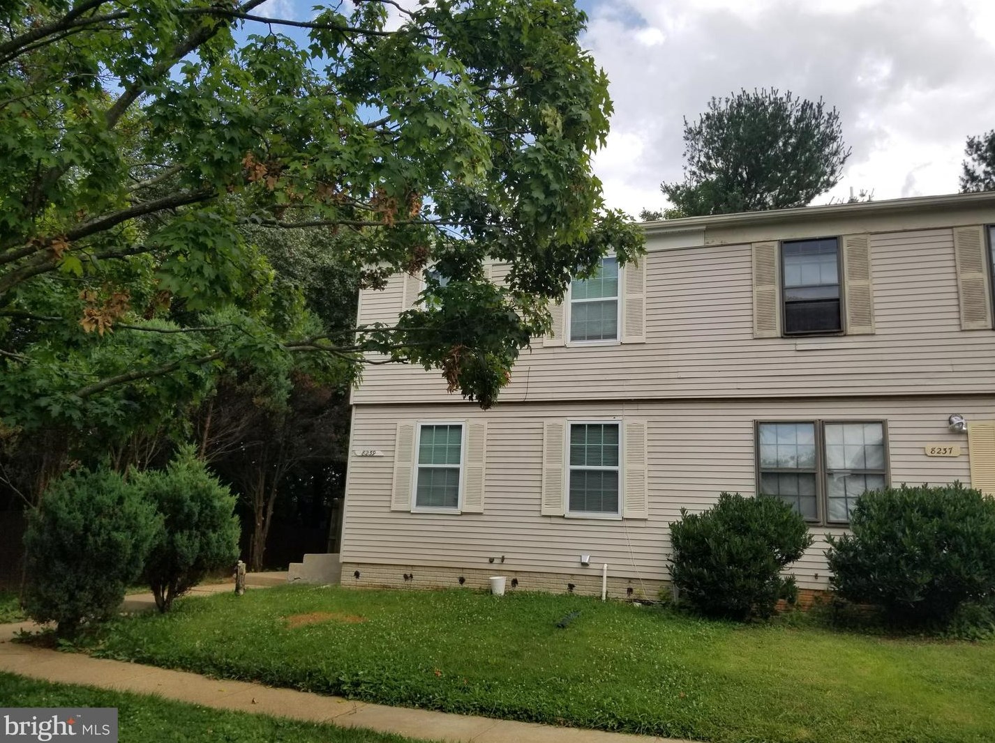8239 Amity Cir, Gaithersburg, MD 20877