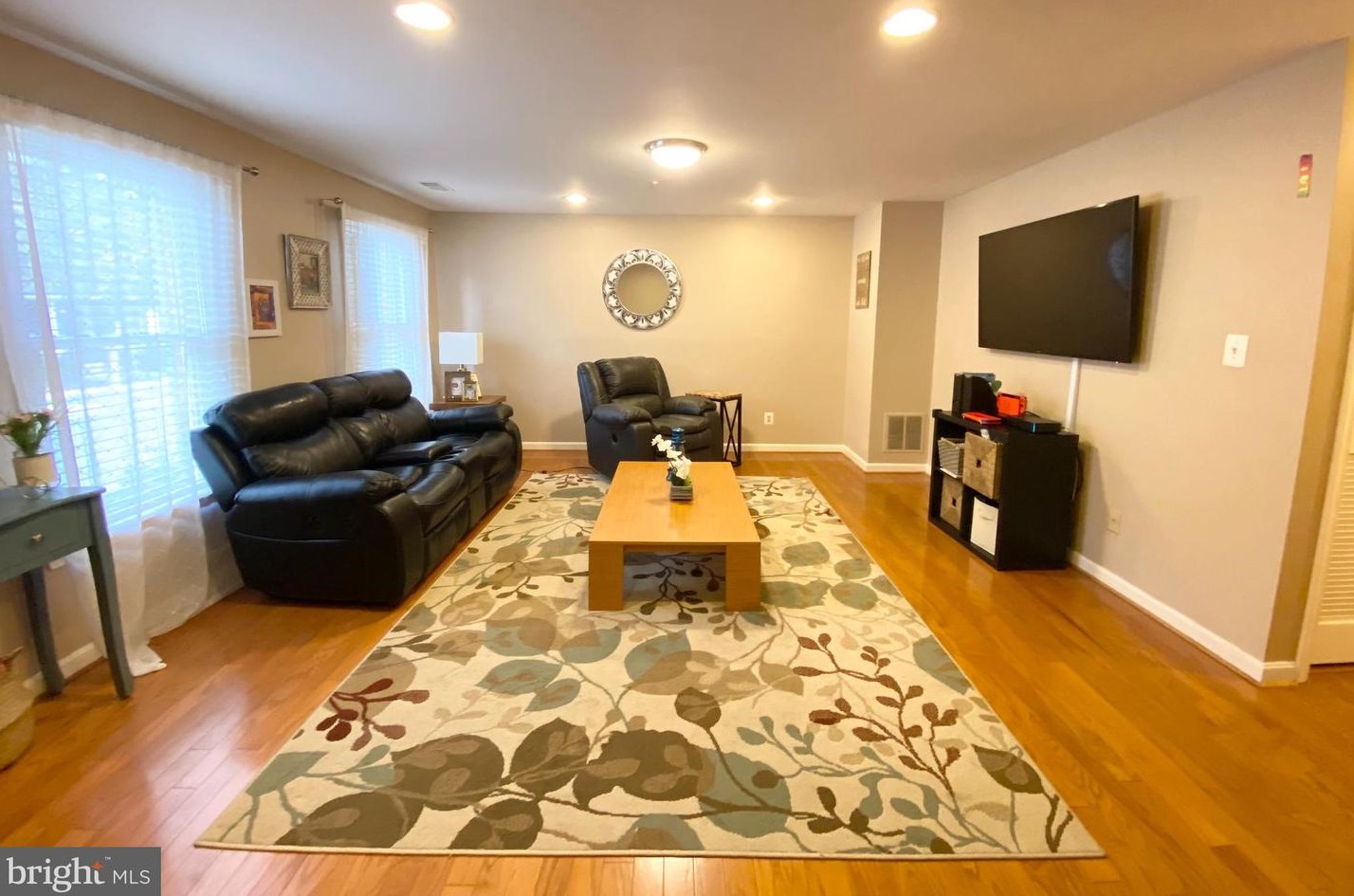 725 Chestertown St, Gaithersburg MD  20878-5755 exterior