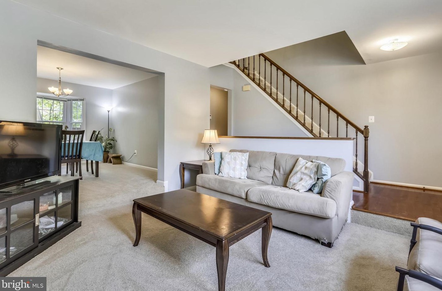 3055 Schubert Dr, Silver Spring, MD 20904