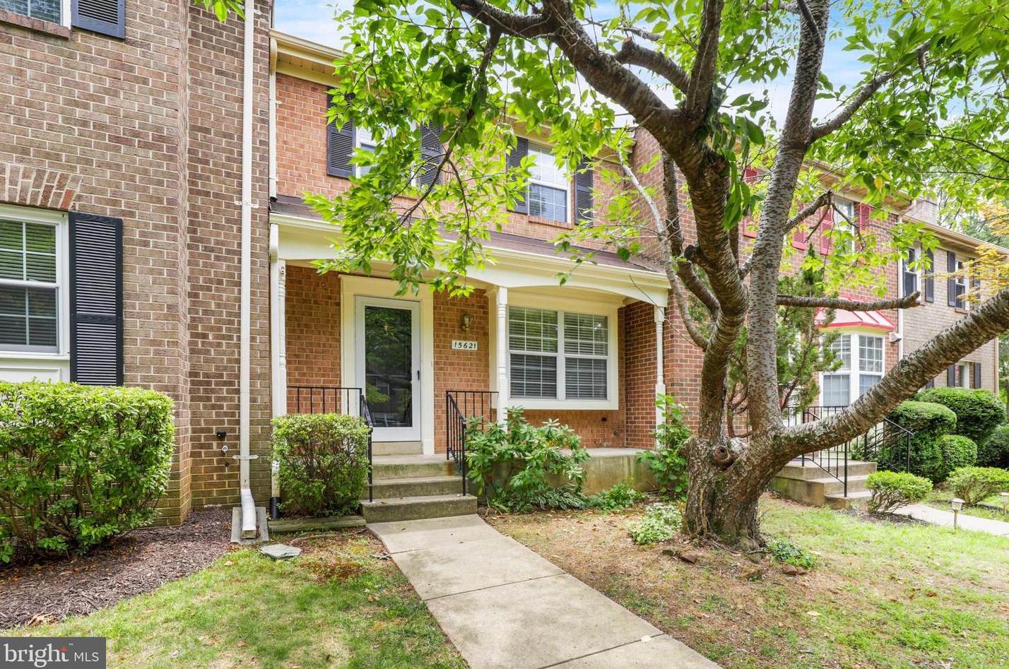 15621 Ambiance Dr, Gaithersburg, MD 20878