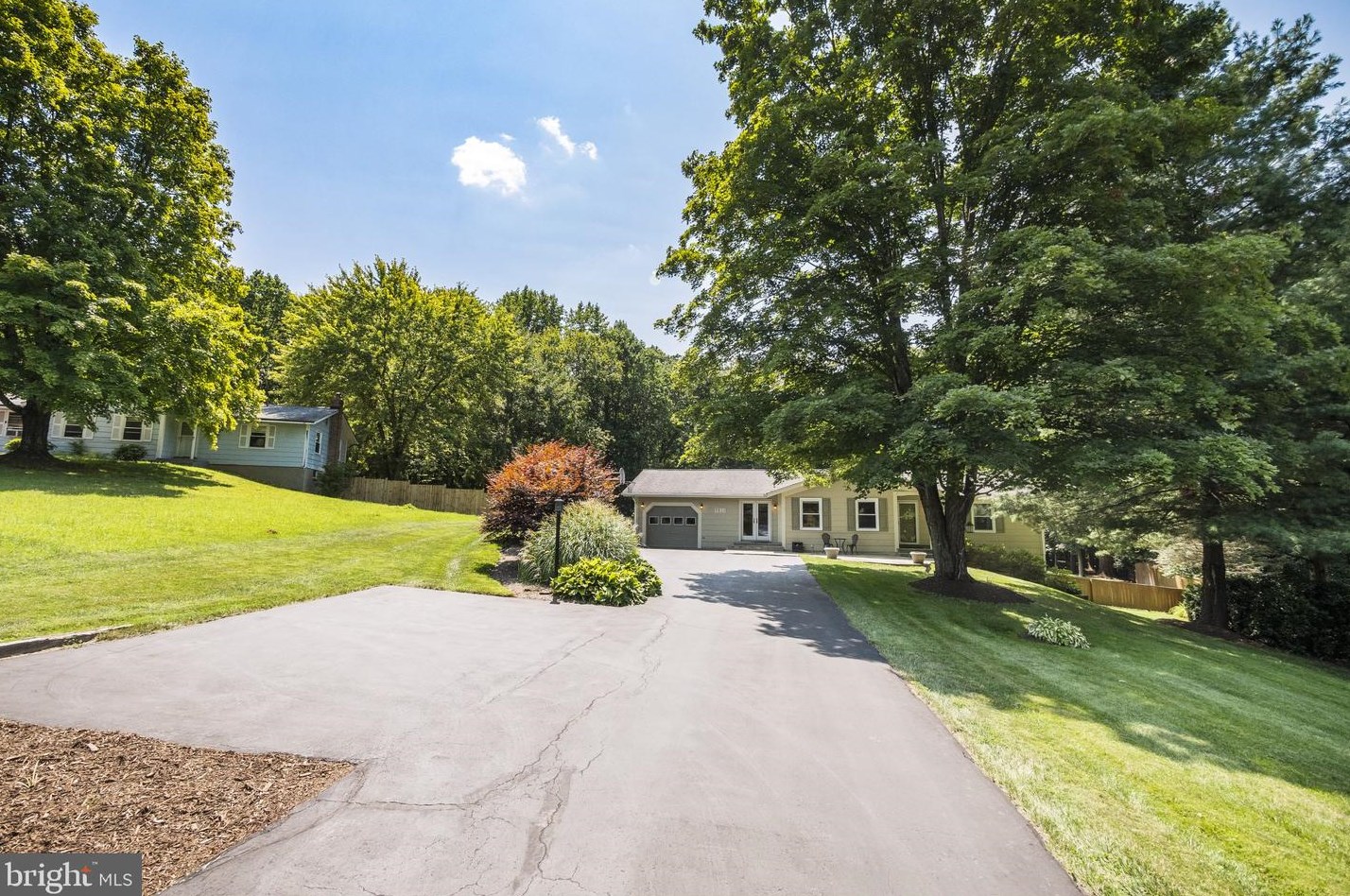 7521 Planter Ln, Gaithersburg, MD 20882-3329