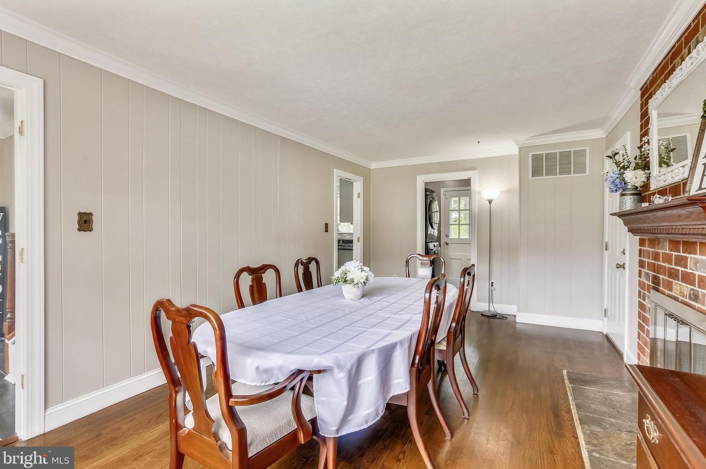 17533 Queen Elizabeth Dr, Olney MD  20832-2131 exterior