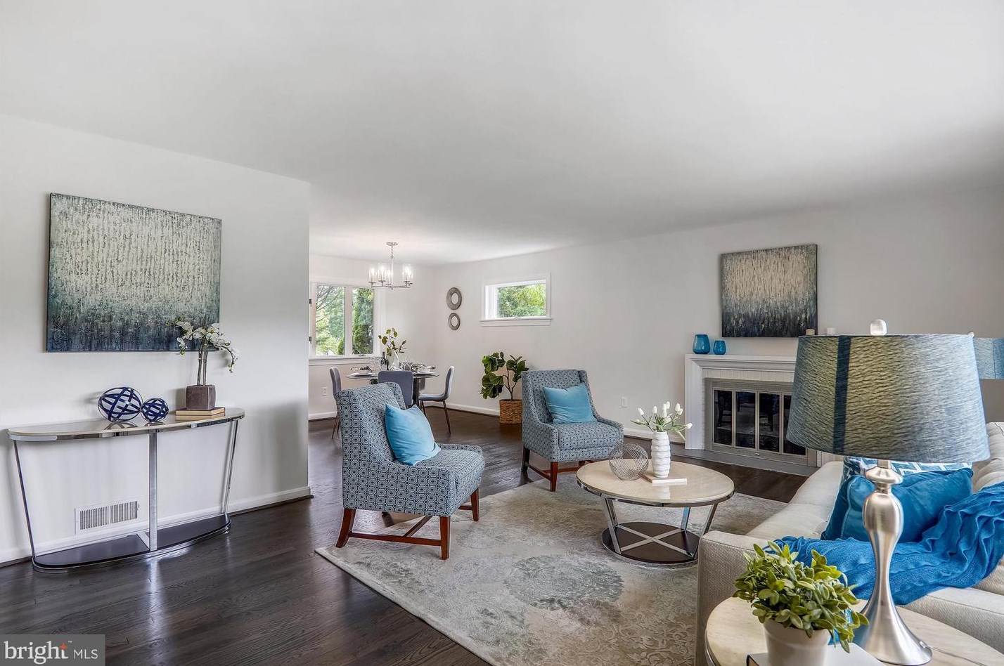 4509 Traymore St, Bethesda, MD 20814-3965