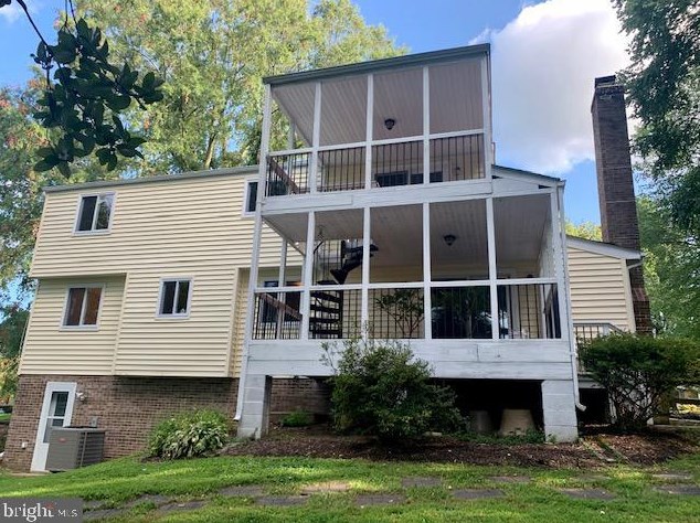 9 Bell Bluff Ct, Gaithersburg, MD 20879