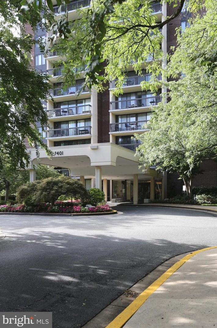7401 Westlake Ter #1101, Bethesda, MD 20817