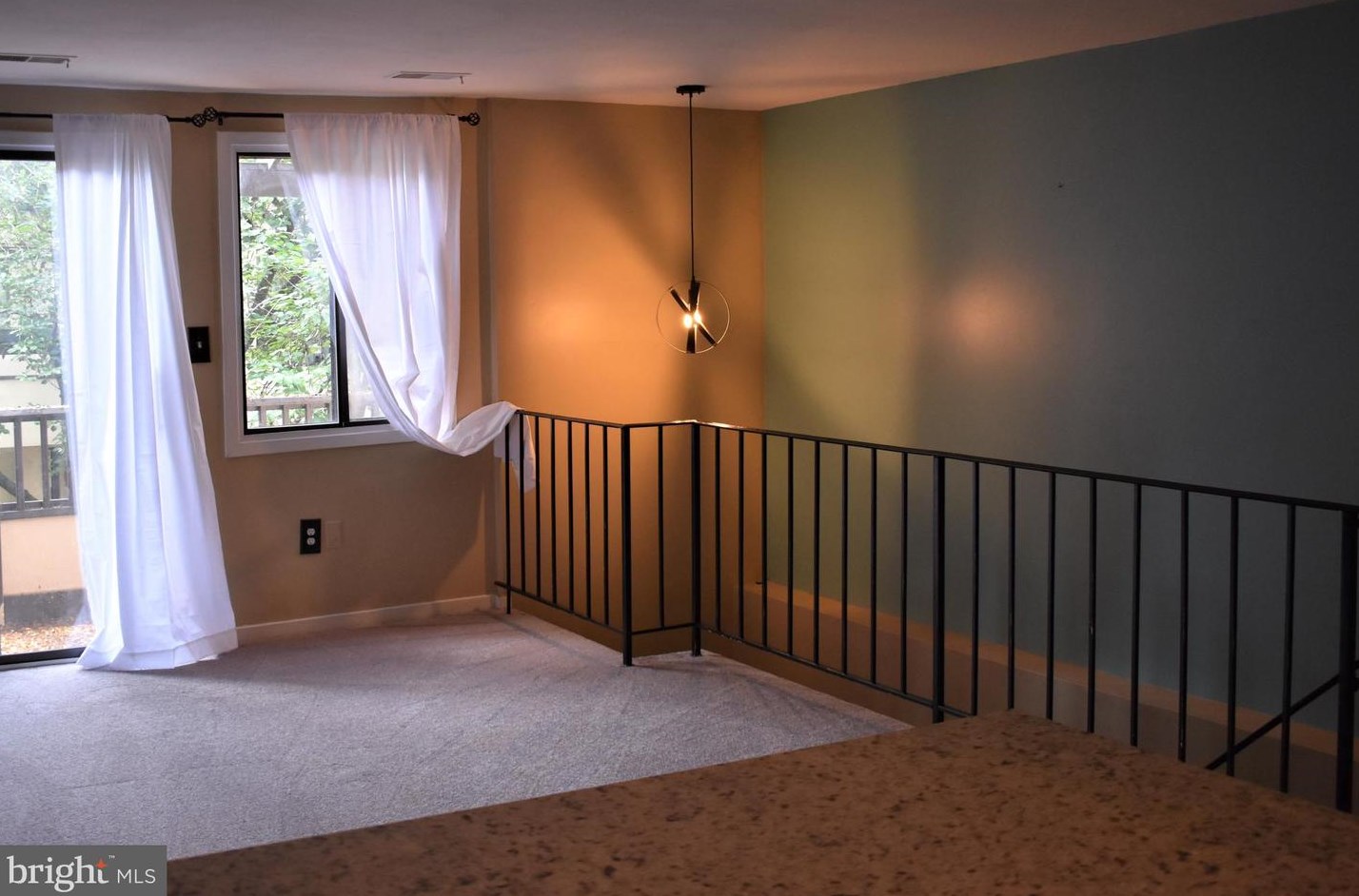 9819 Hellingly Pl, Gaithersburg, MD 20886-0570