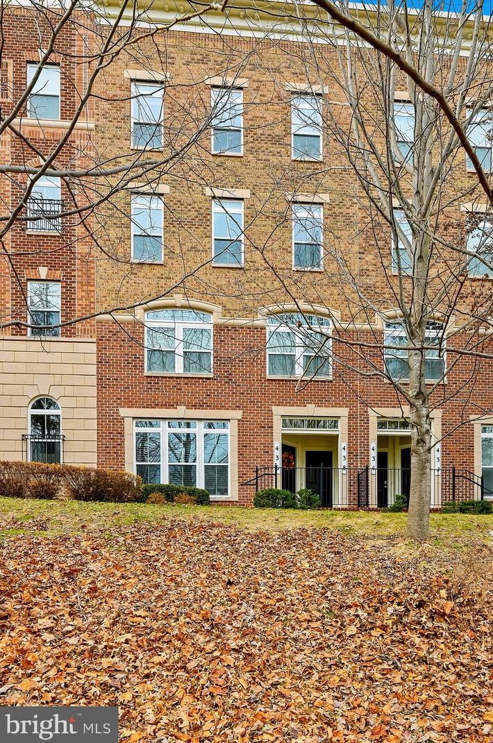 438 Blue Flax Pl, Gaithersburg, MD 20878-4048