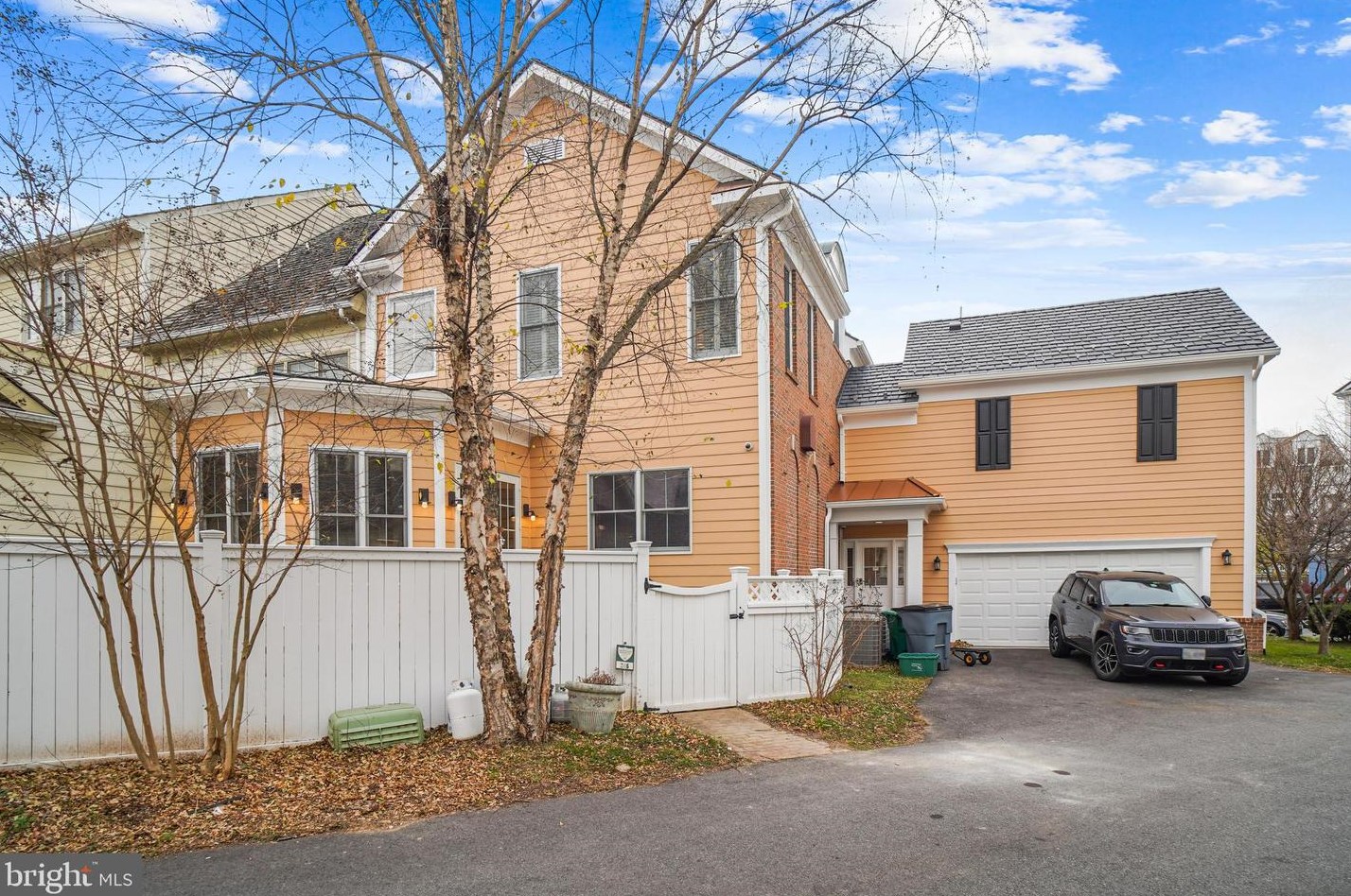 306 Alfandre St, Gaithersburg, MD 20878-5805