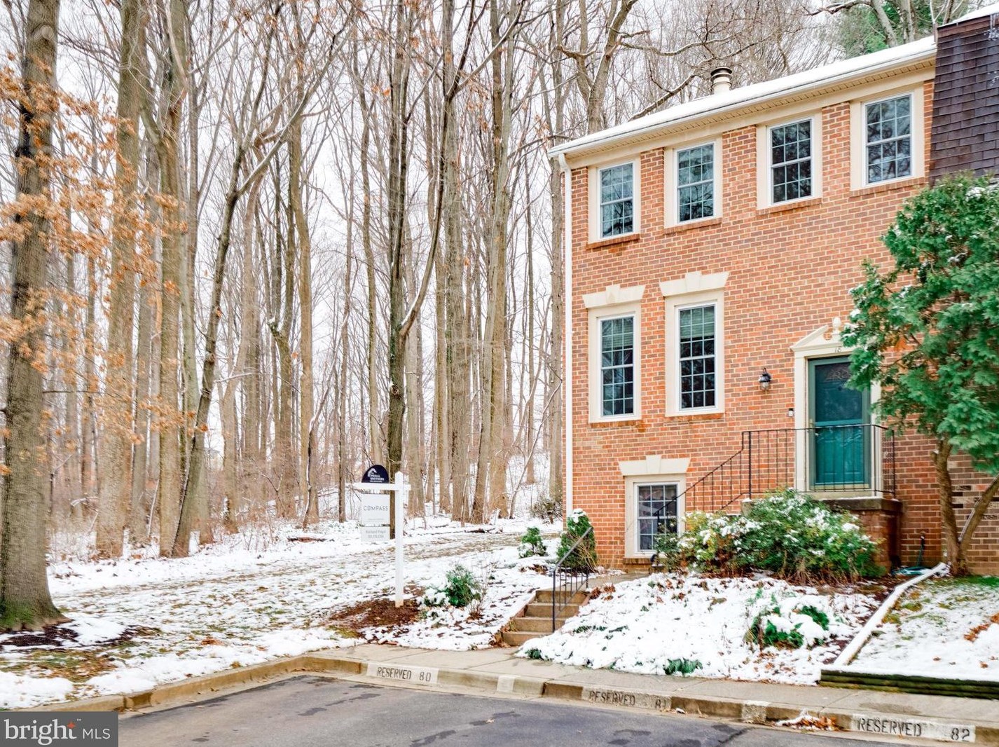 18 Plum Grove Way, Gaithersburg, MD 20878-2855