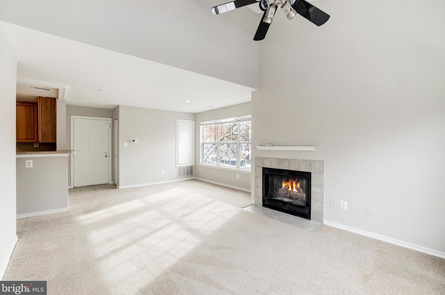 18500 Boysenberry Dr, Gaithersburg, MD 20879-3664